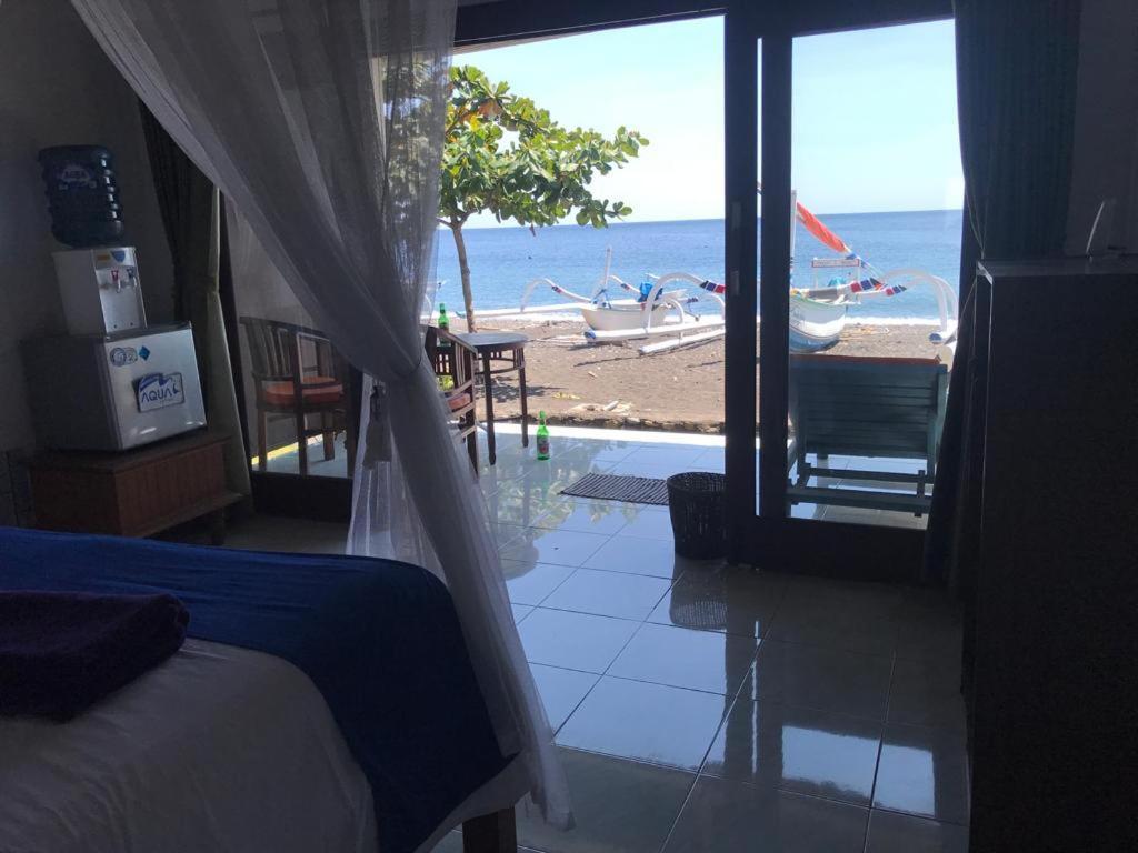 Tambun Sari Beach Homestay Amed  Exterior photo